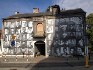 pre-war-Jewish-house-located-in-largest-nearly-exclusively-Jewish-neighborhood-of-Bialystok