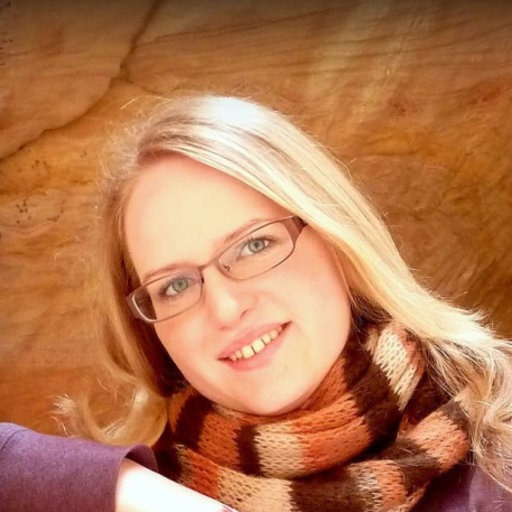 Dr. Dominika-Zakrzewska-Oledzka