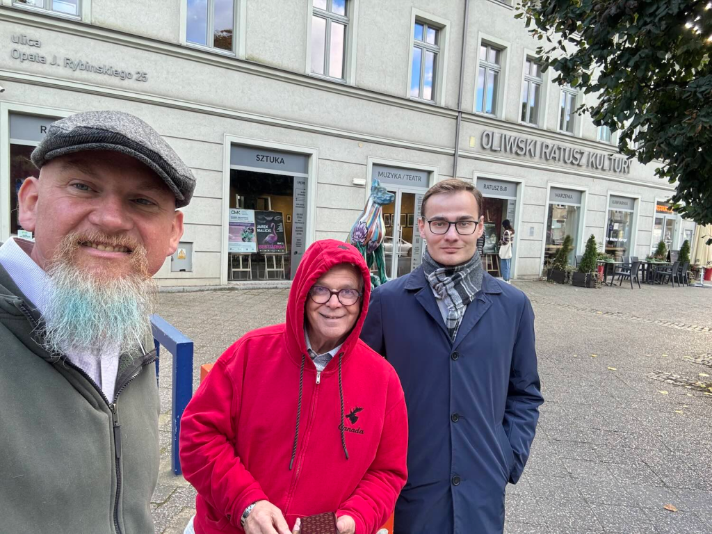 Beit Trojmiasto members_city street