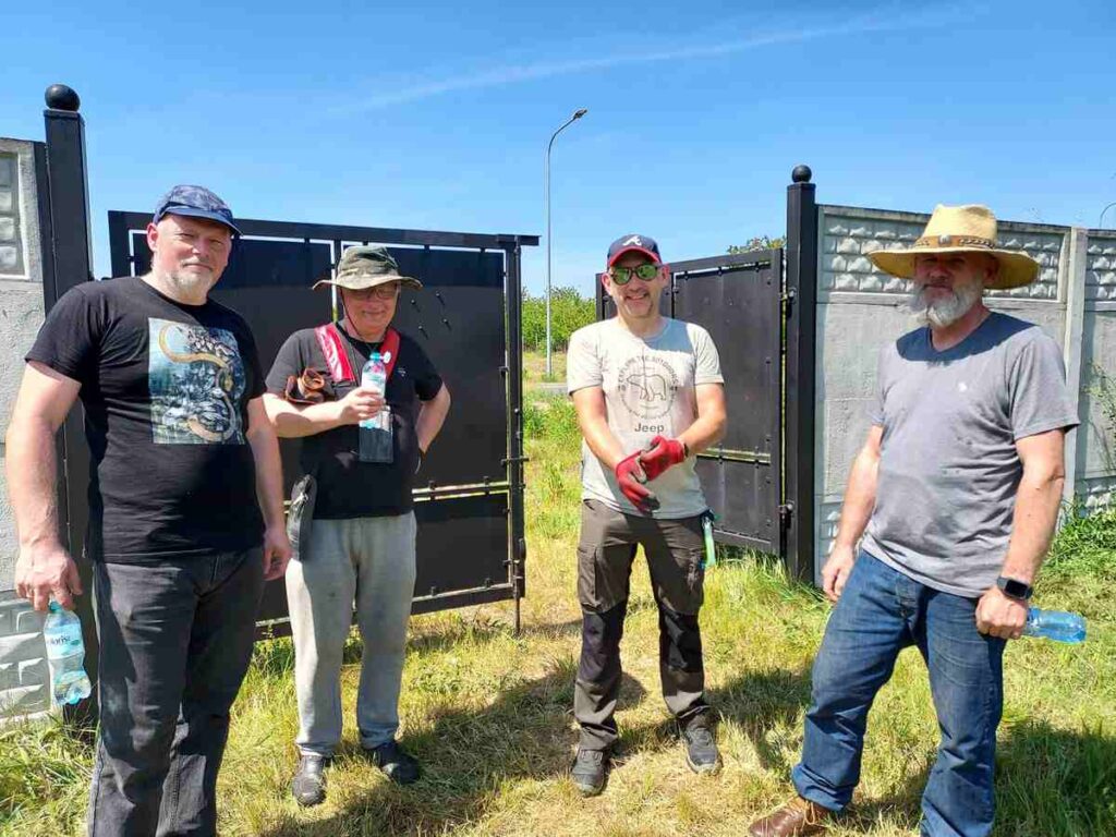 05-24-24_Cleaning Tarcyn Cemetery_3